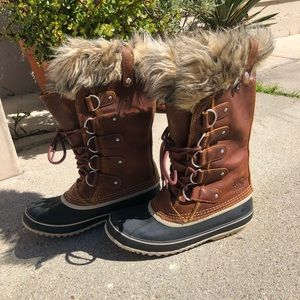 Joan of Arctic Premium Boots Cappuccino Oxford Tan